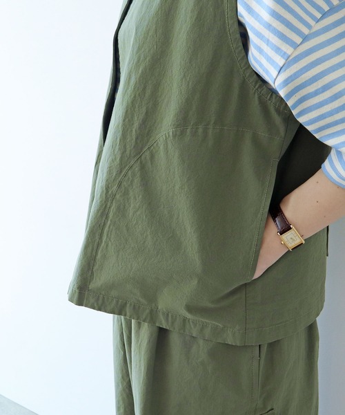 PAR ICI(パーリッシィ)の「ダンプグランジウォッシュ リボンベスト(ベスト・レディース・チャコールグレー/カーキ・FREE)」の14枚目の写真