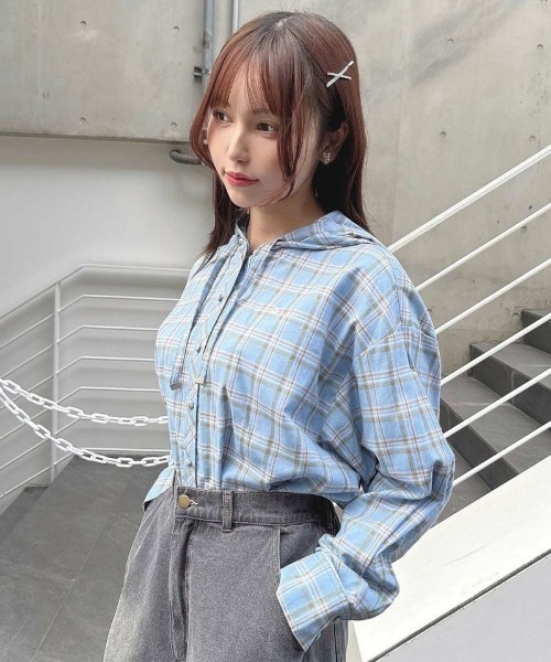 F i.n.t（フィント）の「フード付きビッグチェックシャツ/fint　フィント（シャツ/ブラウス・レディース・ピンク系その他/ブルー系その他/ベージュ系その他・FREE）」の3枚目の写真