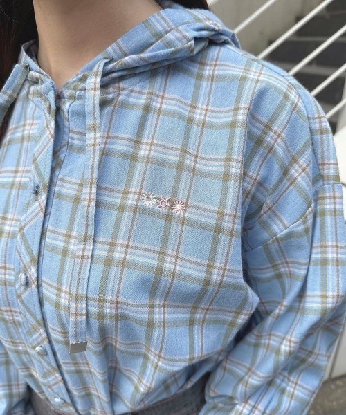 F i.n.t（フィント）の「フード付きビッグチェックシャツ/fint　フィント（シャツ/ブラウス・レディース・ピンク系その他/ブルー系その他/ベージュ系その他・FREE）」の6枚目の写真