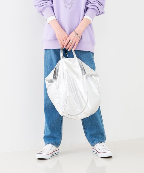 collex（コレックス）の「2WAYメタリック底マチワイド ワンショルダーバッグ（トートバッグ・レディース・ブラック/シルバー・フリー）」の9枚目の写真