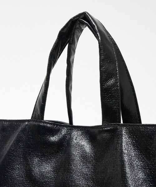 collex（コレックス）の「2WAYメタリック底マチワイド ワンショルダーバッグ（トートバッグ・レディース・ブラック/シルバー・フリー）」の19枚目の写真