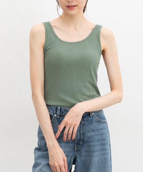 Honeys(ハニーズ)の「【UVカット】ランダムリブタンクトップ(タンクトップ・レディース・コーラルピンク/スミクロ/ベージュ/サックスブルー/ブラック/オフホワイト/カーキ/ボルドー・L/LL/M/S)」の5枚目の写真