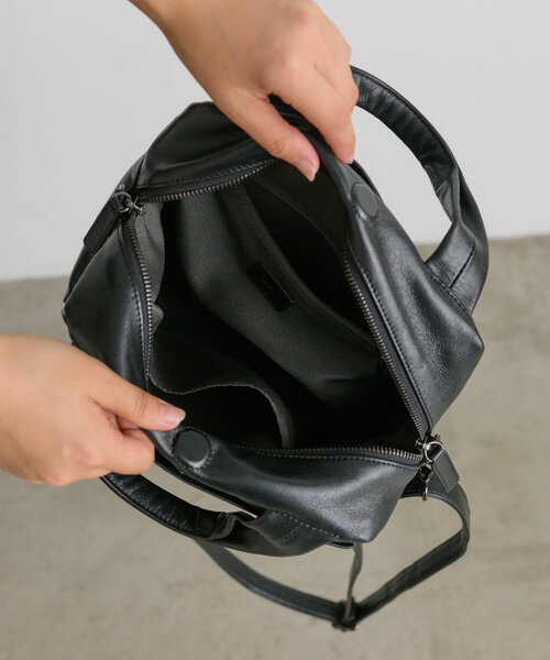 本革/2way/500mlペットボトルも入る》サイド編みボストンバッグ 