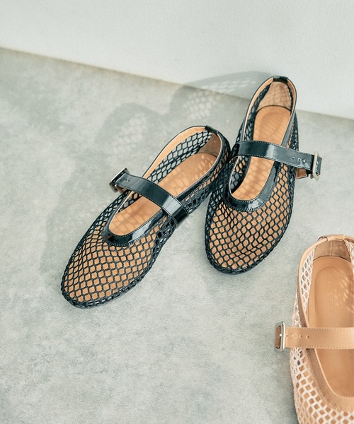 LEPSIM（レプシィム）の「メッシュフラットパンプス　319486（パンプス・レディース・ブラック/アイボリー・LARGE/MEDIUM）」の2枚目の写真