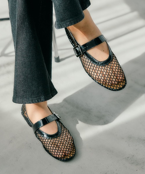 LEPSIM（レプシィム）の「メッシュフラットパンプス　319486（パンプス・レディース・ブラック/アイボリー・LARGE/MEDIUM）」の13枚目の写真