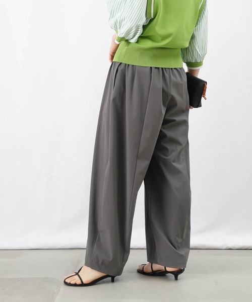 LUCA/LADY LUCK LUCA(ルカ/レディラックルカ)の「LC/LLL ワイドテーパードパンツ/コクーンシルエットパンツ(その他パンツ・レディース・ブラック/グレー/ベージュ・FREE)」の16枚目の写真