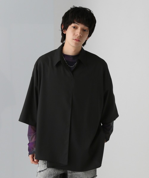 HARE（ハレ）の「ドレープスキッパーシャツ(HARE)（シャツ/ブラウス・メンズ・ブラック/パープル/ホワイト・FREE）」の2枚目の写真