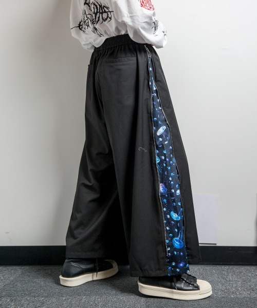 BACKSTAGE PASS(バックステージパス)の「SABI-JELLY PLANETS(サビ-ジェリープラネッツ)サイドファスナー ワイドパンツ(その他パンツ・メンズ・ブラック・FREE)」の3枚目の写真