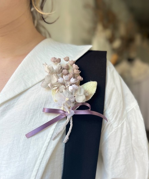 m.soeur（エムスール）の「スズランの花束コサージュ（ブローチ/コサージュ・レディース・ホワイト/ブラック/グレー・FREE）」の14枚目の写真