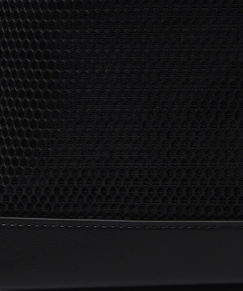 UNITED ARROWS(ユナイテッドアローズ)の「COMFY メッシュ ワンショルダーバッグ(ショルダーバッグ・レディース・ブラック/ベージュ・FREE)」の18枚目の写真