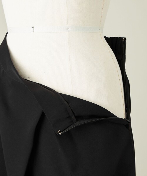 conte(コンテ)の「<conte>アシンメトリー タック イージーパンツ(その他パンツ・レディース・ブラック/ベージュ/ダークグレー・38/36)」の20枚目の写真