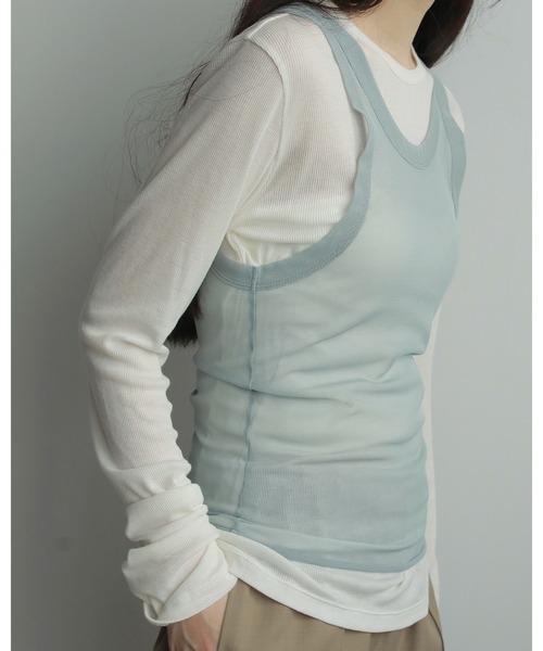 anuke（アンヌーク）の「Layered Sheer Long T-shirts（Tシャツ/カットソー・レディース・イエロー/ネイビー・FREE）」の5枚目の写真