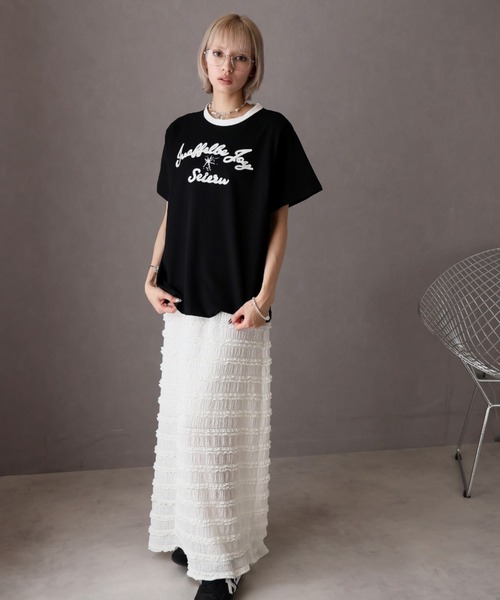 Girly Doll(ガーリードール)の「刺繍ロゴTシャツ(Tシャツ/カットソー・レディース・グレー/ブラック・F)」の3枚目の写真