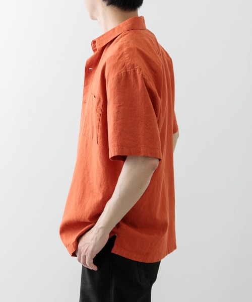 ITEMS URBANRESEARCH(アイテムズ アーバンリサーチ)の「『セットアップ対応』天然素材リネンコットンレギュラーカラー半袖シャツ(シャツ/ブラウス・メンズ・アイボリー/チャコールグレー/オレンジ系その他/ブラウン・MEDIUM/LARGE/X-LARGE)」の18枚目の写真