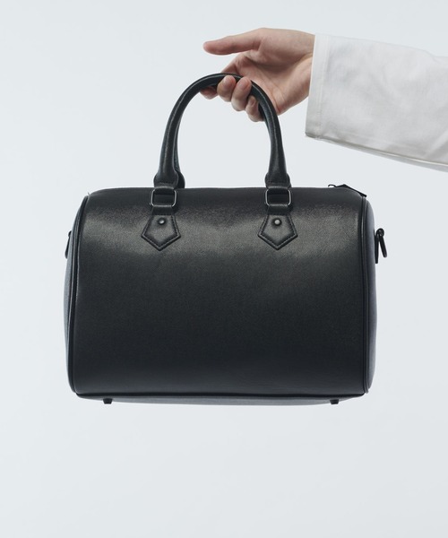 COSTUME NATIONALコスチュームナショナルレザーボストンバッグ大容量 COSTUME NATIONALコスチュームナショナルレザーボストンバッグ大容量