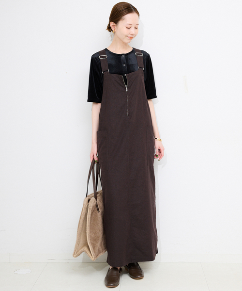 SLOBE IENA（スローブイエナ）の「《WEB/一部店舗限定/追加2》アイラインジャンパースカート（ワンピース・レディース・チャコールグレー・FREE）」の2枚目の写真