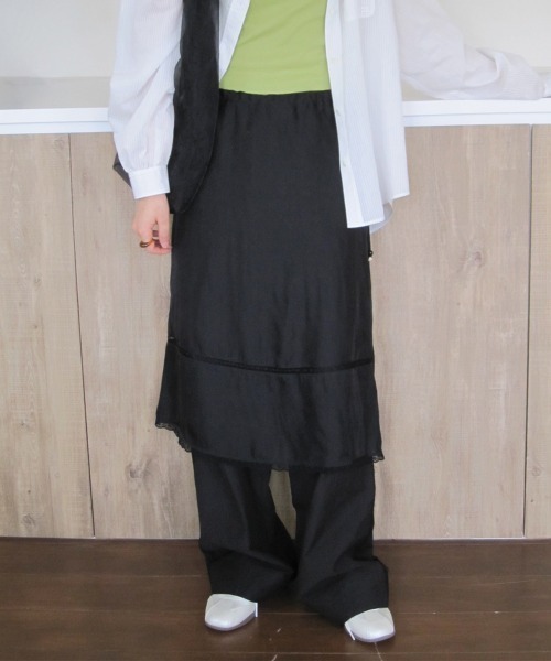 clor(クロル)の「BEADS SHEER MIDI SKIRT(スカート・レディース・ホワイト/ピンク/ブラック・ONE SIZE)」の10枚目の写真