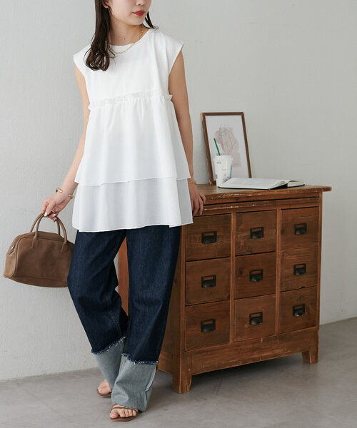 DISCOAT(ディスコート)の「【新色追加!/WEB限定】2段フリルドッキングトップス(Tシャツ/カットソー・レディース・ブラウン/ホワイト/ブラック・MEDIUM)」の11枚目の写真