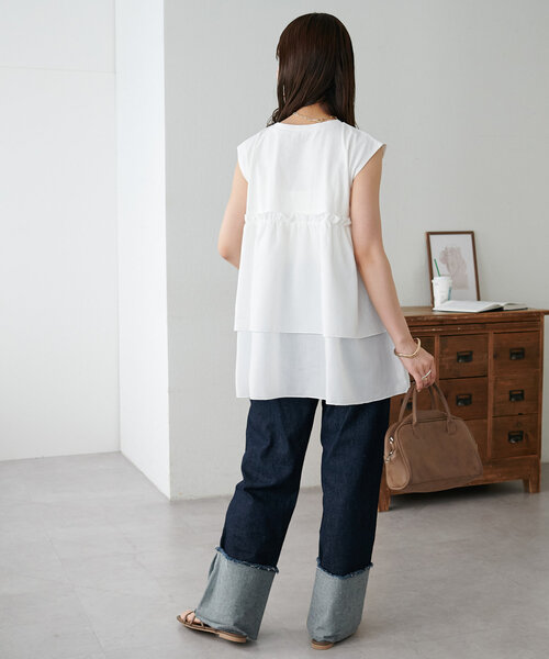 DISCOAT(ディスコート)の「【新色追加!/WEB限定】2段フリルドッキングトップス(Tシャツ/カットソー・レディース・ブラウン/ホワイト/ブラック・MEDIUM)」の14枚目の写真