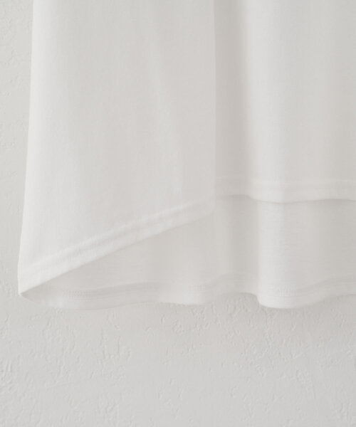 NAO（ナオ）の「【NAO】後ギャザードルマンTシャツ（Tシャツ/カットソー・レディース・アイボリー/スミクロ/ボルドー・FREE）」の5枚目の写真