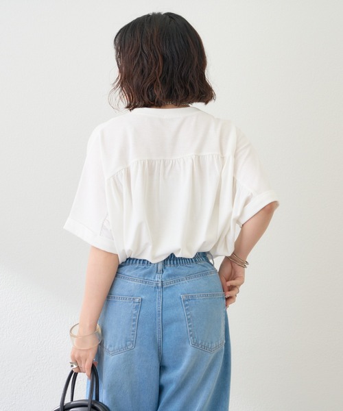 NAO（ナオ）の「【NAO】後ギャザードルマンTシャツ（Tシャツ/カットソー・レディース・アイボリー/スミクロ/ボルドー・FREE）」の14枚目の写真