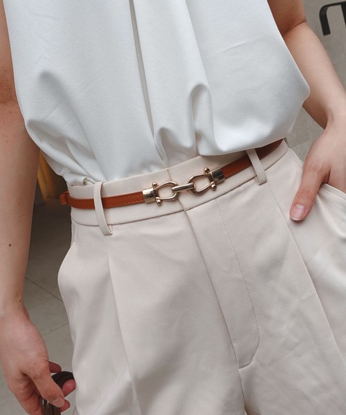 CORNERS（コーナーズ）の「ビットバックルスライドベルト（ベルト・レディース・ブラック/ブラウン/キャメル/ベージュ・FREE）」の4枚目の写真