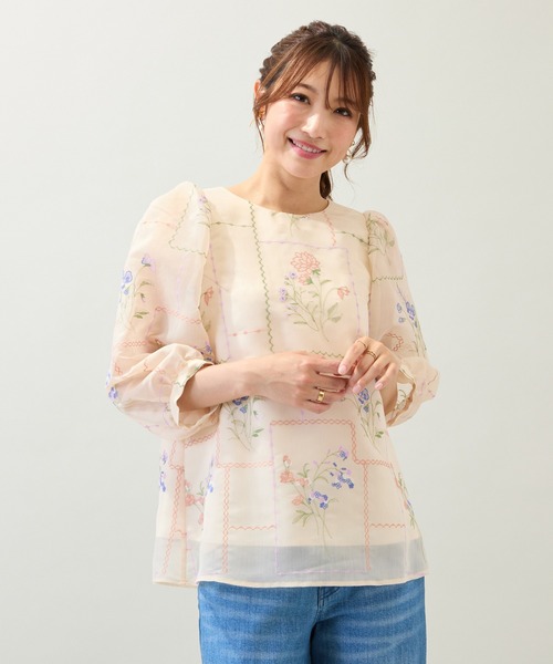 Rose Tiara(ローズティアラ)の「【セットアップ対応】パネル刺繍風ブラウス(シャツ/ブラウス・レディース・ブラック/ベージュ・38/42/46)」の21枚目の写真