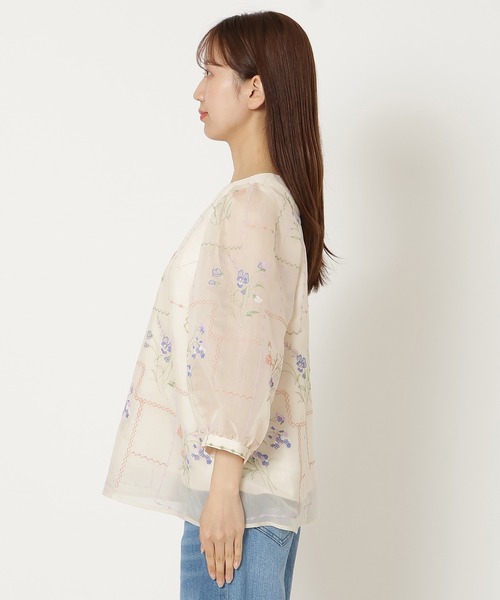 Rose Tiara(ローズティアラ)の「【セットアップ対応】パネル刺繍風ブラウス(シャツ/ブラウス・レディース・ブラック/ベージュ・38/42/46)」の10枚目の写真