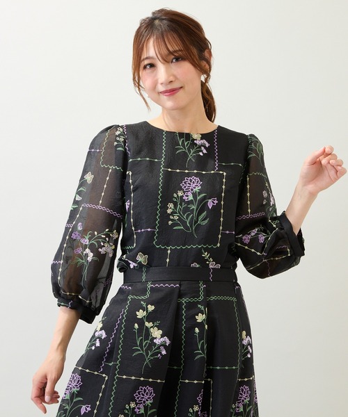 Rose Tiara(ローズティアラ)の「【セットアップ対応】パネル刺繍風ブラウス(シャツ/ブラウス・レディース・ブラック/ベージュ・38/42/46)」の14枚目の写真