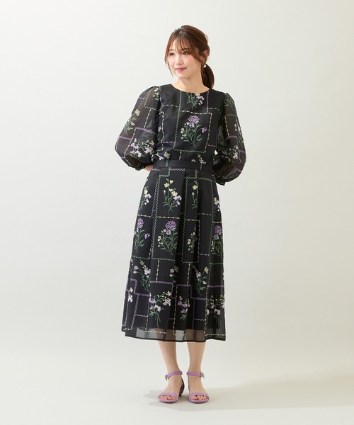 Rose Tiara(ローズティアラ)の「【セットアップ対応】パネル刺繍風ブラウス(シャツ/ブラウス・レディース・ブラック/ベージュ・38/42/46)」の12枚目の写真