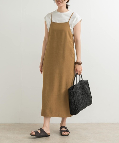 URBAN RESEARCH DOORS(アーバンリサーチドアーズ)の「ストレートキャミワンピース(ワンピース・レディース・チャコールグレー/ブラック/イエロー系その他・MEDIUM)」の21枚目の写真