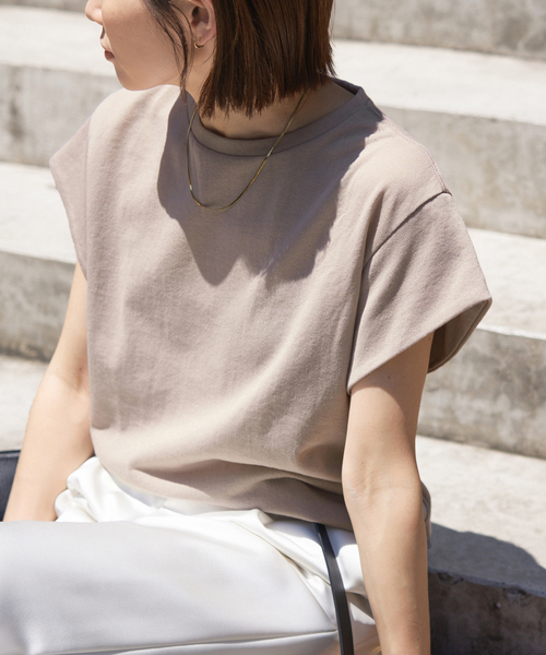 IENA(イエナ)の「《追加2》シアーミニ裏毛 Tシャツ(Tシャツ/カットソー・レディース・ホワイト/ライトグレー・FREE)」の17枚目の写真