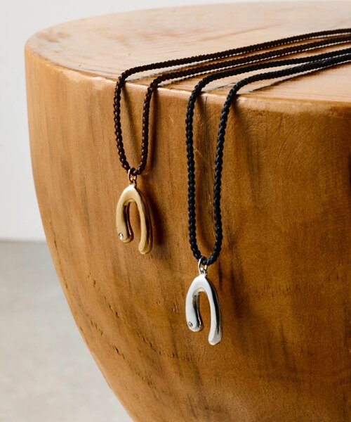 BEARDSLEY（ビアズリー）の「ゴールドモチーフコードネックレス（ネックレス・レディース・ゴールド・FREE）」の2枚目の写真