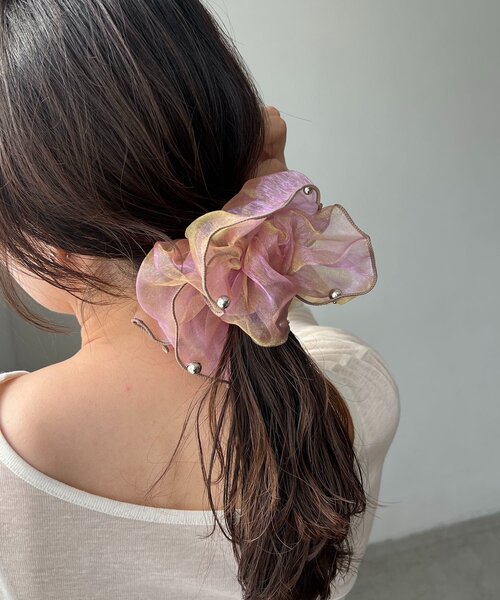 CAPRICIEUX LE'MAGE（カプリシューレマージュ）の「〈GOLDY/ゴールディ〉オーガンジーシルバードットシュシュ（シュシュ・レディース・ブルー/ホワイト/ブラウン/ピンク・FREE）」の4枚目の写真