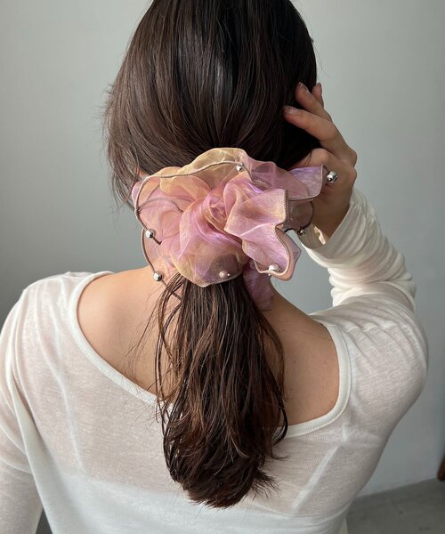 CAPRICIEUX LE'MAGE（カプリシューレマージュ）の「〈GOLDY/ゴールディ〉オーガンジーシルバードットシュシュ（シュシュ・レディース・ブルー/ホワイト/ブラウン/ピンク・FREE）」の15枚目の写真