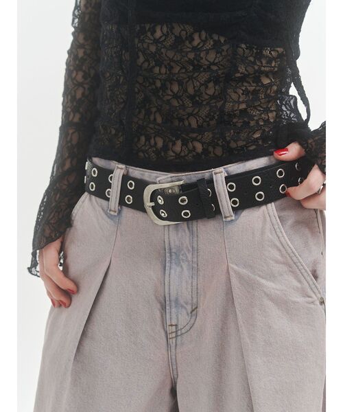 jouetie（ジュエティ）の「ワイドダブルハトメベルト（ベルト・レディース・ブラック/オフホワイト・FREE）」の3枚目の写真