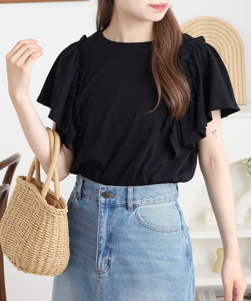 atONE(アットワン)の「ショルダーフリルフレンチスリーブTシャツ(Tシャツ/カットソー・レディース・チャコールグレー/ホワイト/ミント/ピンクベージュ/ブラック・LL~3L/M-L/4L~5L)」の3枚目の写真