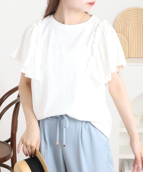 atONE(アットワン)の「ショルダーフリルフレンチスリーブTシャツ(Tシャツ/カットソー・レディース・チャコールグレー/ホワイト/ミント/ピンクベージュ/ブラック・LL~3L/M-L/4L~5L)」の10枚目の写真
