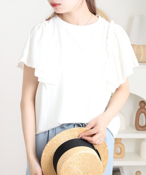 atONE(アットワン)の「ショルダーフリルフレンチスリーブTシャツ(Tシャツ/カットソー・レディース・チャコールグレー/ホワイト/ミント/ピンクベージュ/ブラック・LL~3L/M-L/4L~5L)」の9枚目の写真