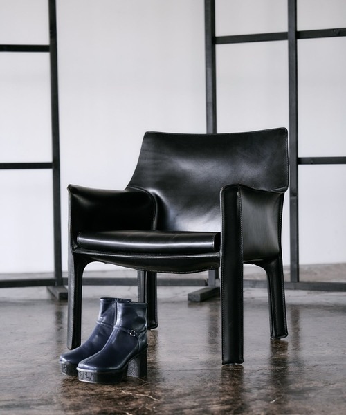 HARE(ハレ)の「ガラソールチャンキーブーツ(HARE)(ブーツ・レディース・ネイビー/ブラック/ブラウン/グレー・LARGE/MEDIUM/SMALL)」の6枚目の写真