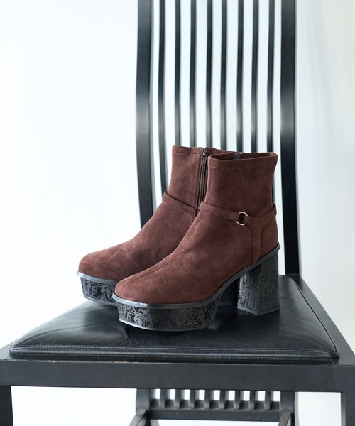 HARE(ハレ)の「ガラソールチャンキーブーツ(HARE)(ブーツ・レディース・ネイビー/ブラック/ブラウン/グレー・LARGE/MEDIUM/SMALL)」の8枚目の写真