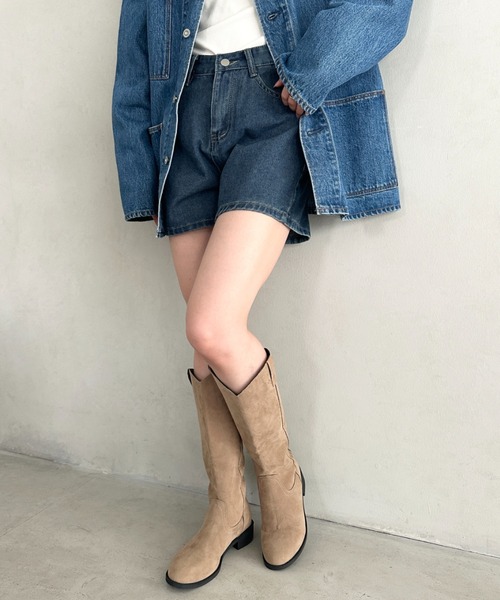 MYMOOD.（マイムード）の「スウェード風ローヒールロングブーツ（ブーツ・レディース・ベージュ/ブラック・23.5cm/24.5cm）」の17枚目の写真
