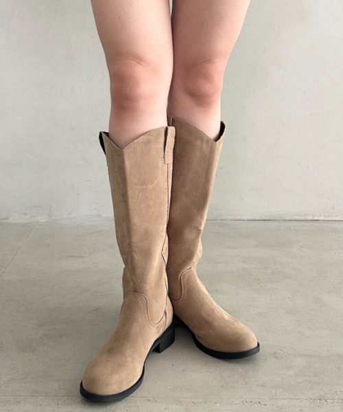 MYMOOD.（マイムード）の「スウェード風ローヒールロングブーツ（ブーツ・レディース・ベージュ/ブラック・23.5cm/24.5cm）」の14枚目の写真