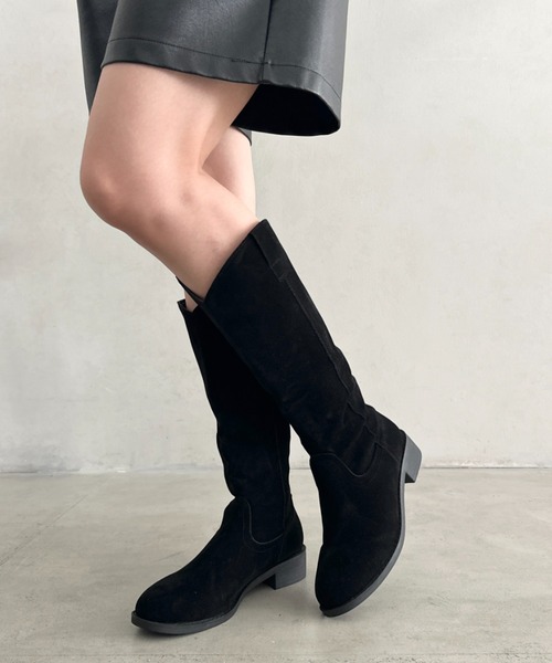 MYMOOD.（マイムード）の「スウェード風ローヒールロングブーツ（ブーツ・レディース・ベージュ/ブラック・23.5cm/24.5cm）」の6枚目の写真