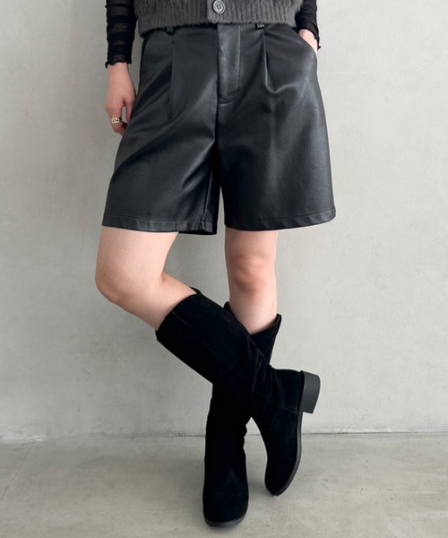 MYMOOD.（マイムード）の「スウェード風ローヒールロングブーツ（ブーツ・レディース・ベージュ/ブラック・23.5cm/24.5cm）」の9枚目の写真