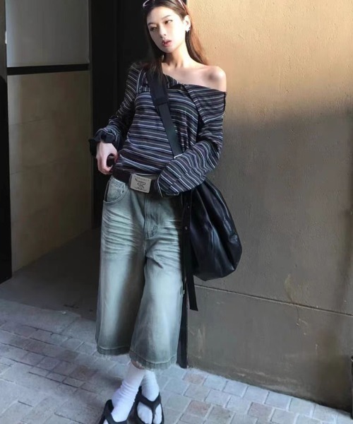 DIAVEL(ディアベル)の「【新色追加入荷済】Off Shoulder Retro ボーダートップ(Tシャツ/カットソー・レディース・グレー/ベージュ/ブラック・M)」の12枚目の写真
