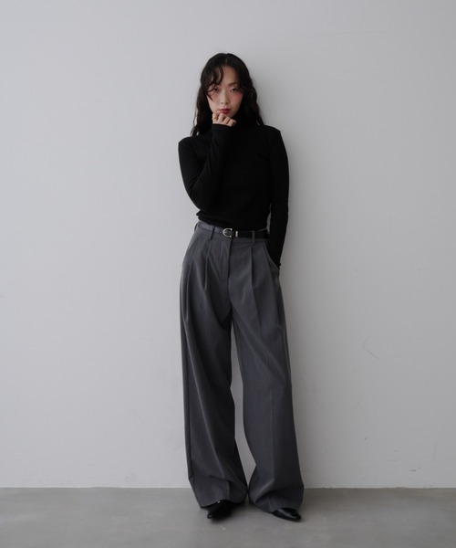 NUJOH(ヌゾ)の「Basic Wide Slacks Pants /ベーシック ワイド スラックスパンツ(スラックス・レディース・ブラウン/ブラック/グレー・MEDIUM/SMALL)」の4枚目の写真