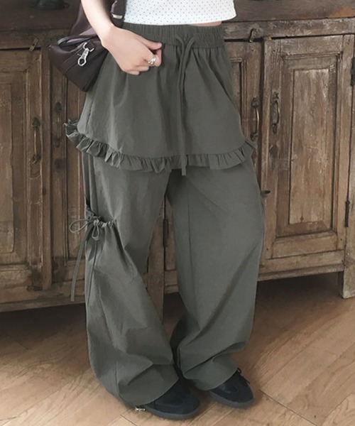 HALEY PESCA（ヘーリーペスカ）の「HALEY PESCA/レイヤード風　カジュアルガーリーナイロンパンツ（カーゴパンツ・レディース・グレー/ブラック/ピンク・FREE）」の12枚目の写真