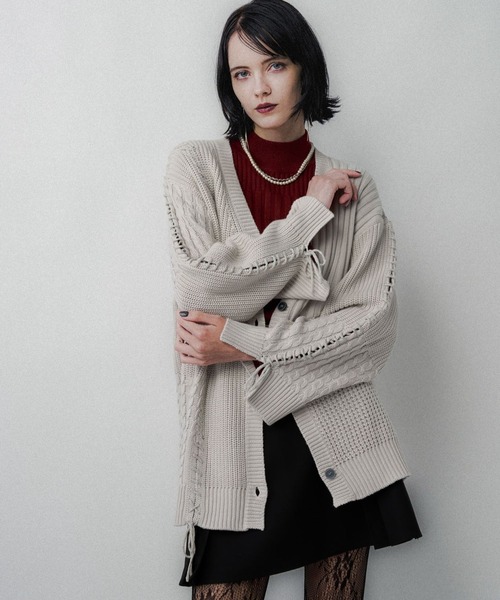 HARE（ハレ）の「パッチワークカーディガン(HARE)（カーディガン/ボレロ・レディース・ブラック/オフホワイト/ブルー・FREE）」の10枚目の写真