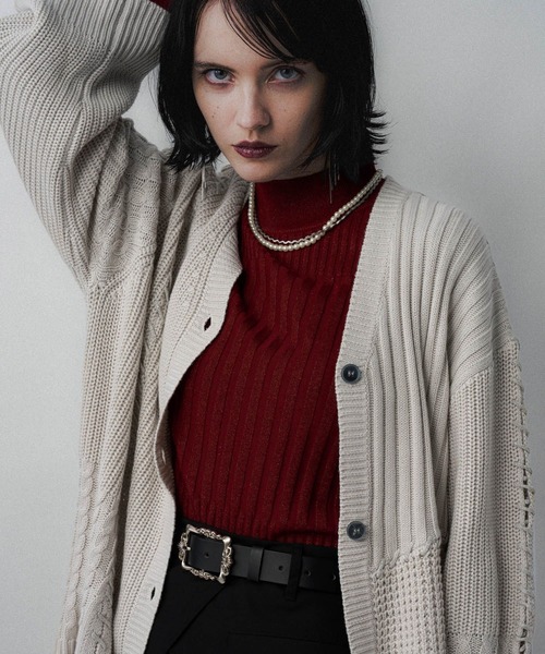 HARE（ハレ）の「パッチワークカーディガン(HARE)（カーディガン/ボレロ・レディース・ブラック/オフホワイト/ブルー・FREE）」の11枚目の写真